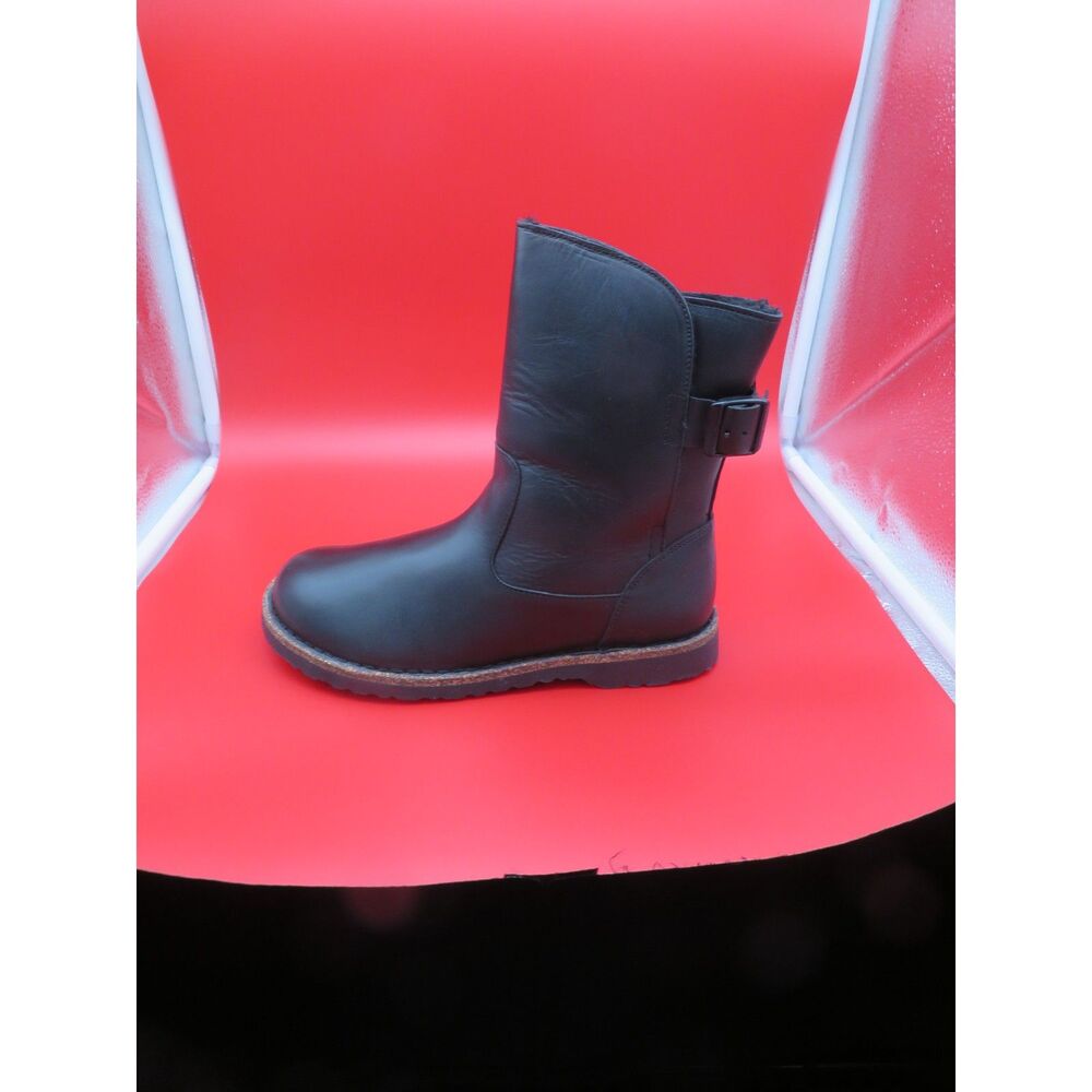 NWT Womens Black Birkenstock Uppsala Shearling Boots, 7  38